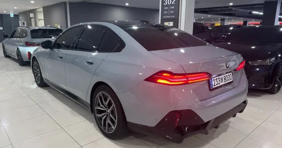 Bmw 5-Series 