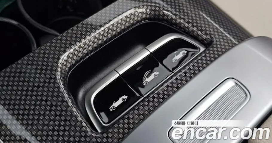 Mercedes-Benz Cle-Class 