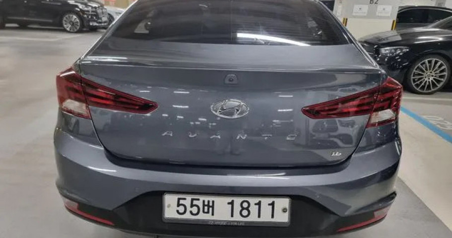 Hyundai Avante (Elantra) 