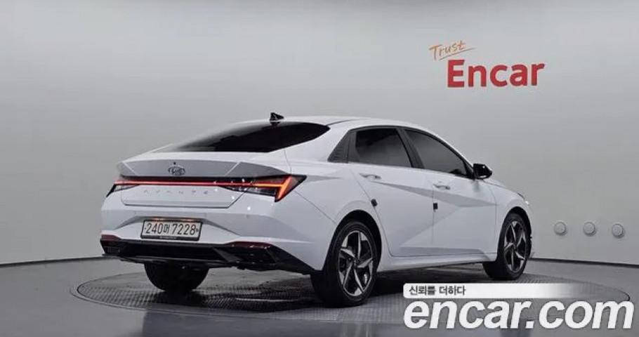 Hyundai Avante (Elantra) 