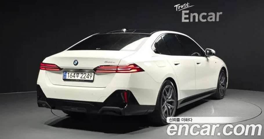 Bmw 5-Series 