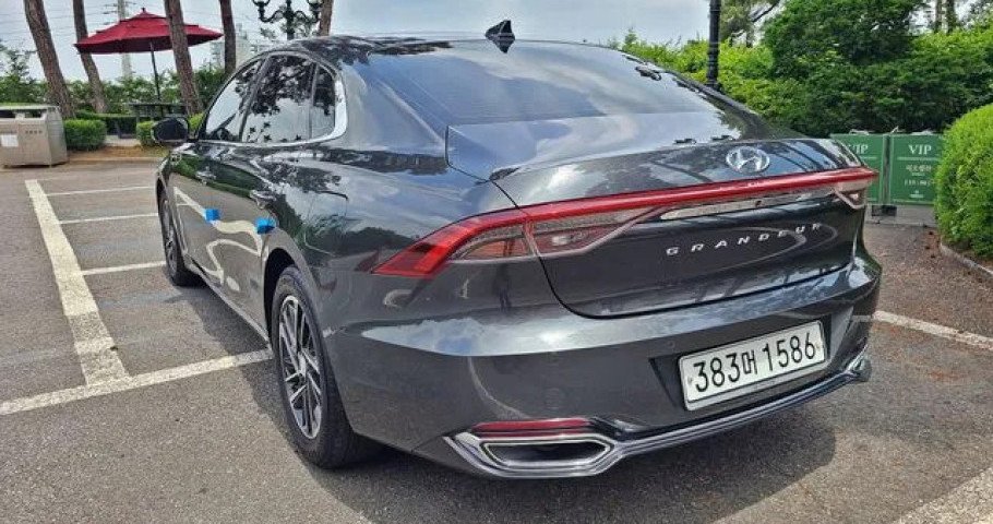 Hyundai Grandeur 