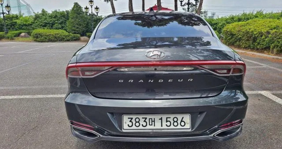 Hyundai Grandeur 