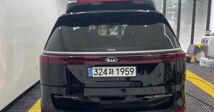 Kia Carnival 