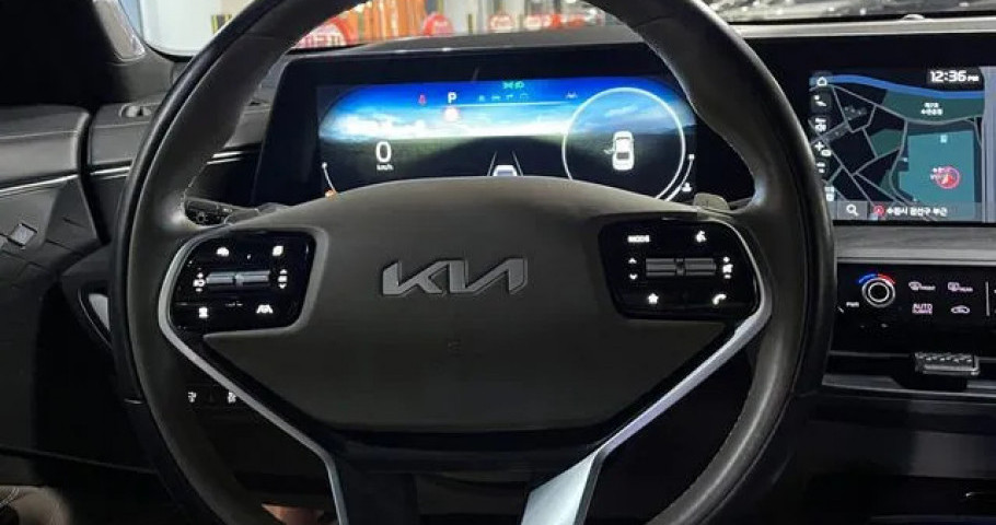 Kia K8 