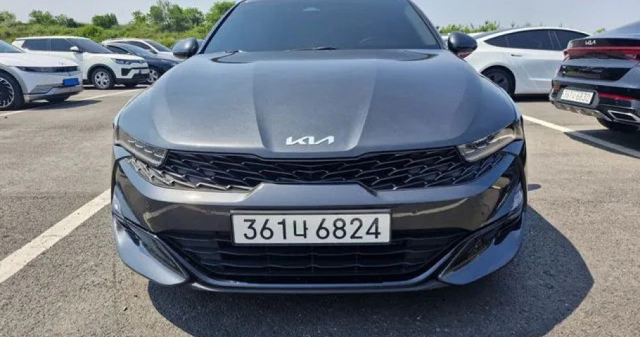 Kia K5 