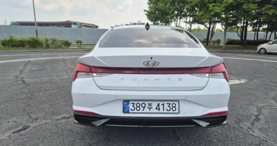 Hyundai Avante (Elantra) 