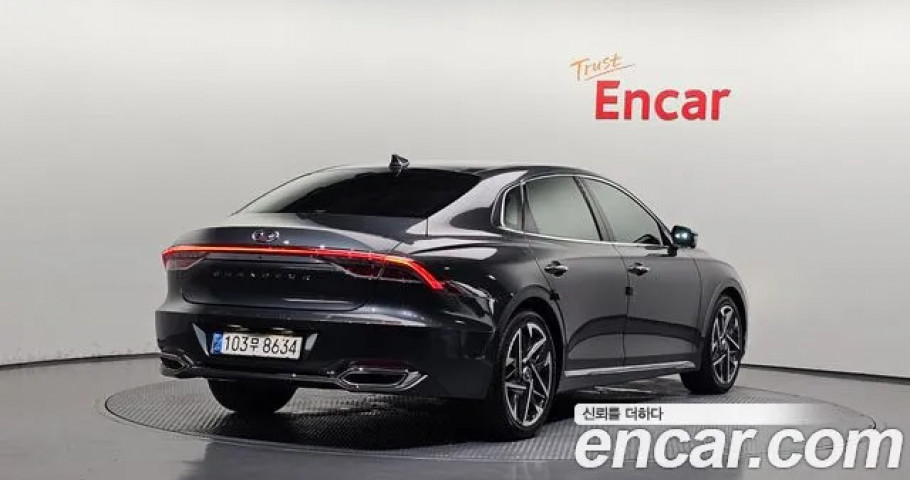 Hyundai Grandeur 
