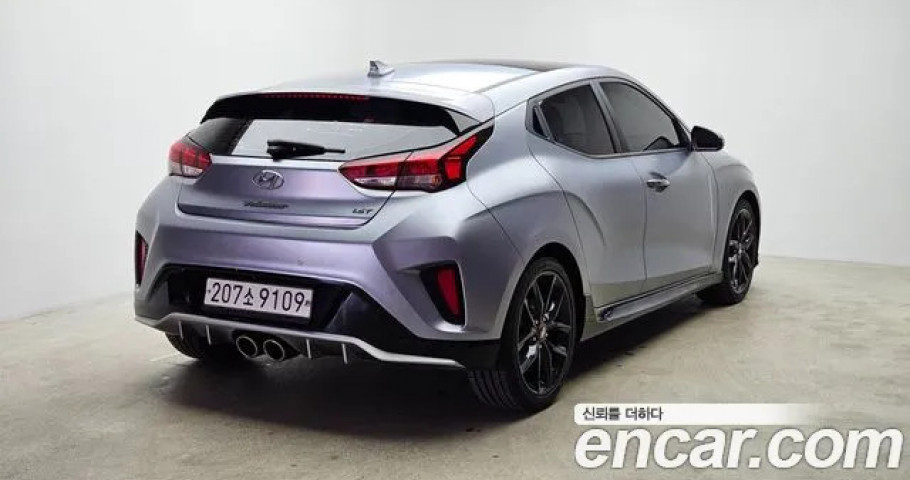 Hyundai Veloster 