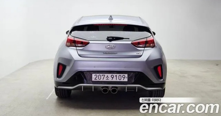 Hyundai Veloster 