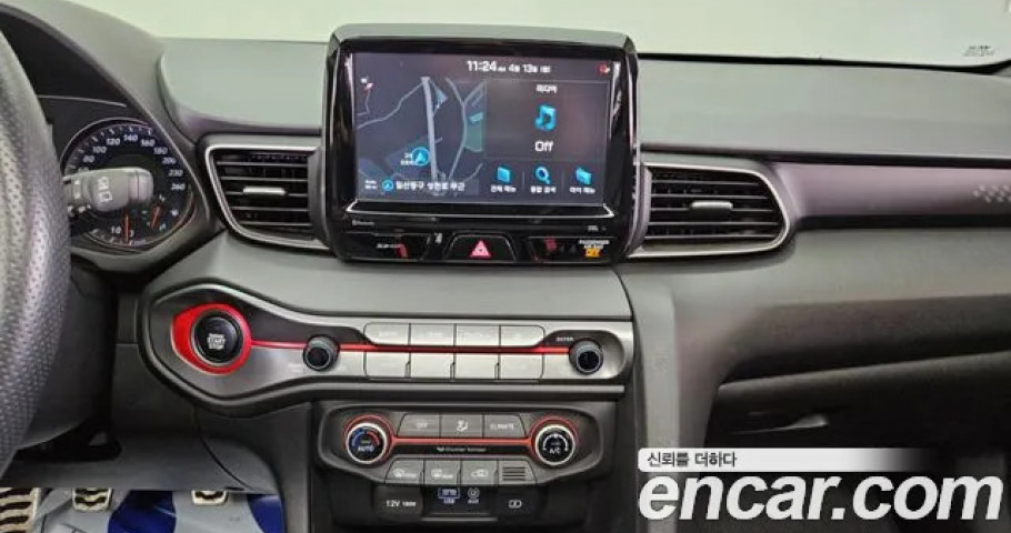 Hyundai Veloster 