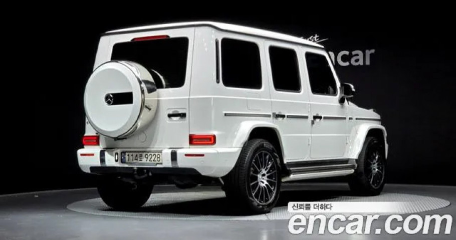 Mercedes-Benz G-Class 