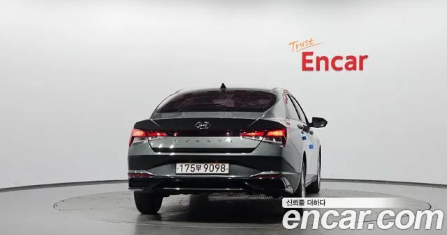 Hyundai Avante (Elantra) 