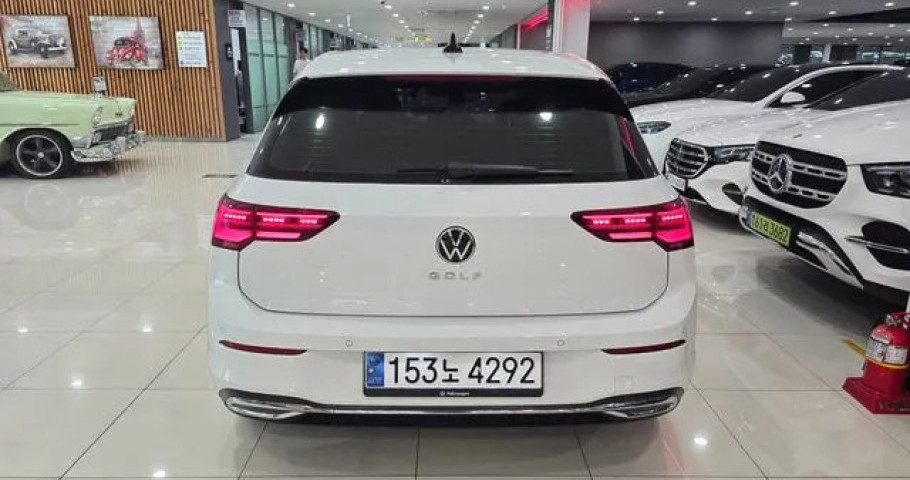 Volkswagen Golf 