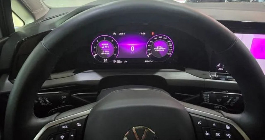 Volkswagen Golf 