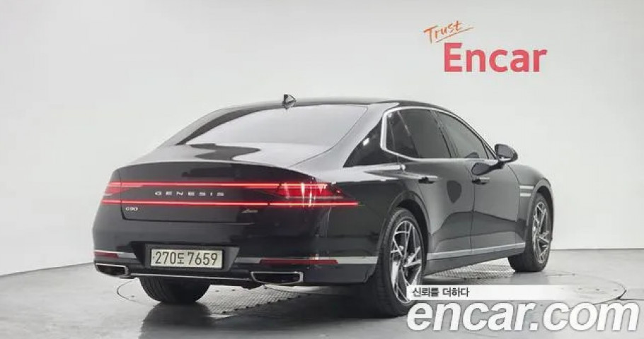 Genesis G90 