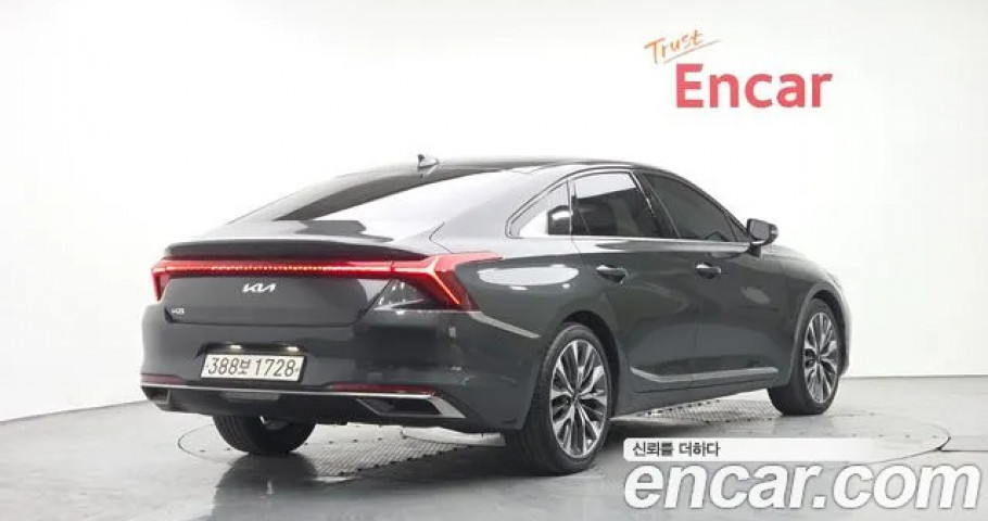 Kia K8 