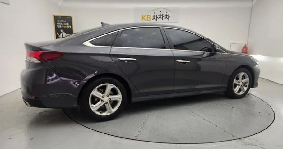 Hyundai Sonata 