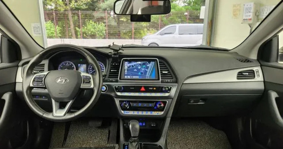 Hyundai Sonata 