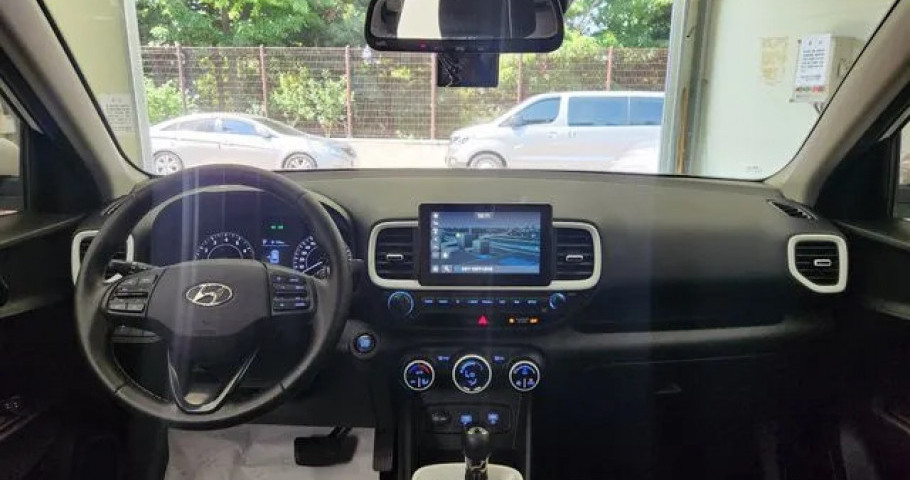 Hyundai Venue 