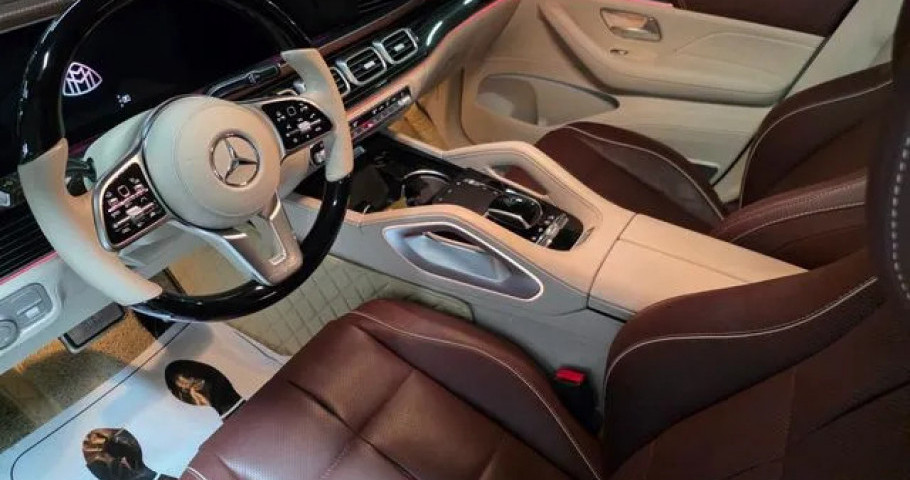 Mercedes-Benz Gls-Class 