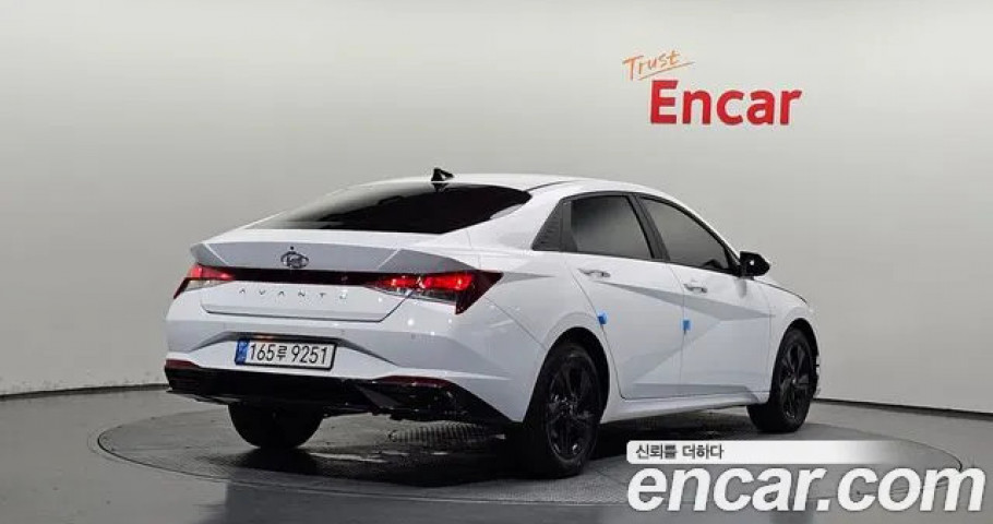 Hyundai Avante (Elantra) 