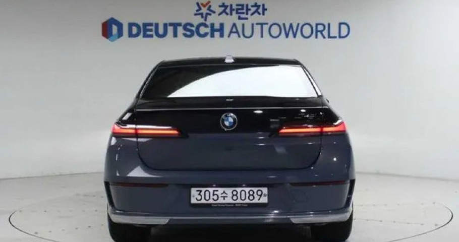 Bmw 7-Series 