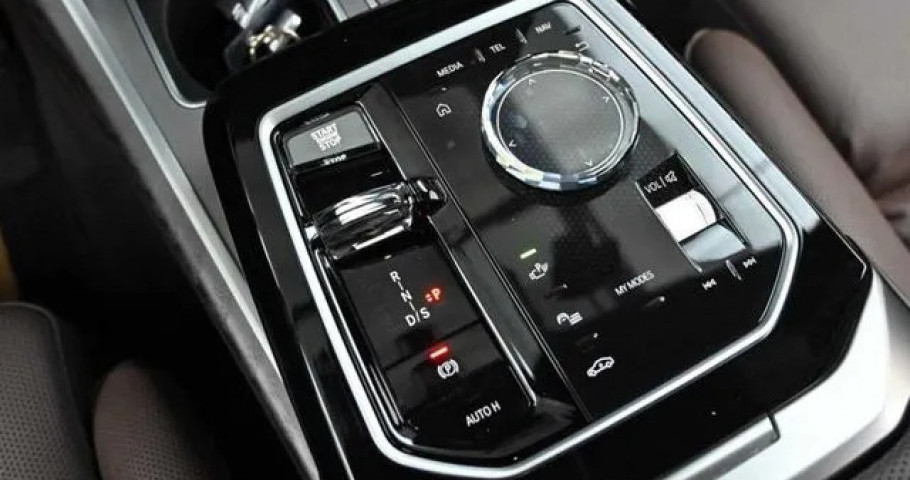 Bmw 7-Series 