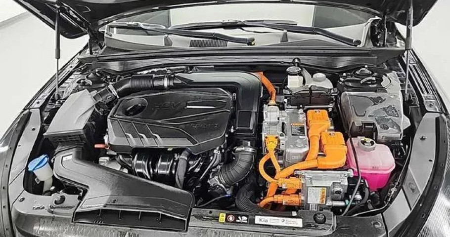 Kia K5 