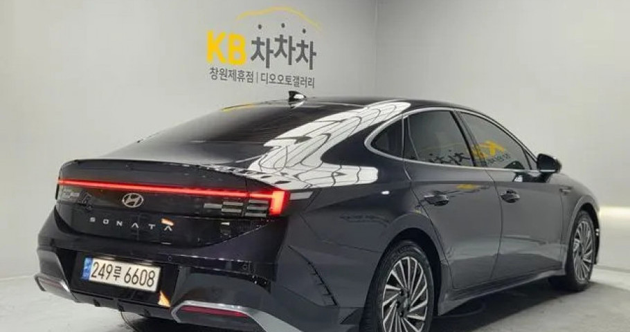 Hyundai Sonata 