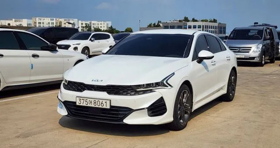 Kia K5 