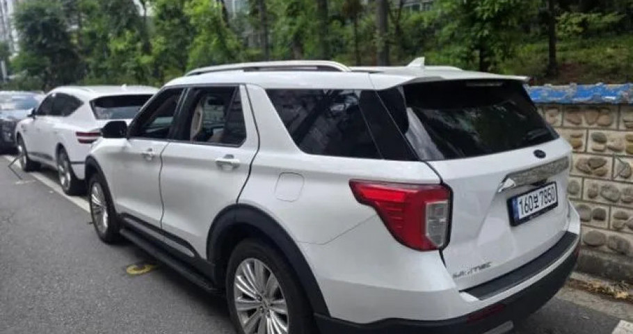 Ford Explorer 