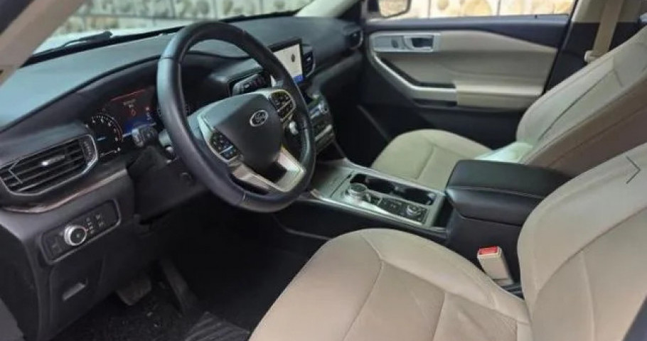 Ford Explorer 
