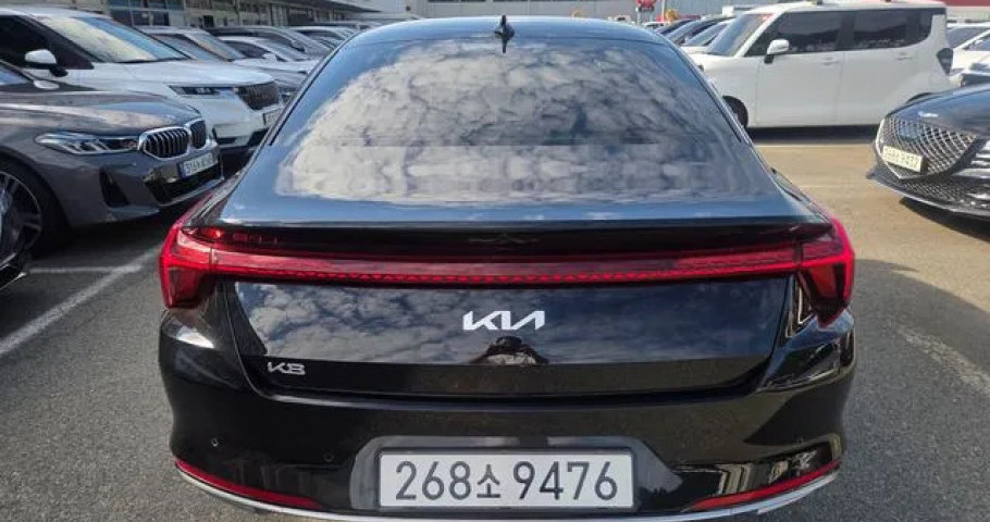 Kia K8 