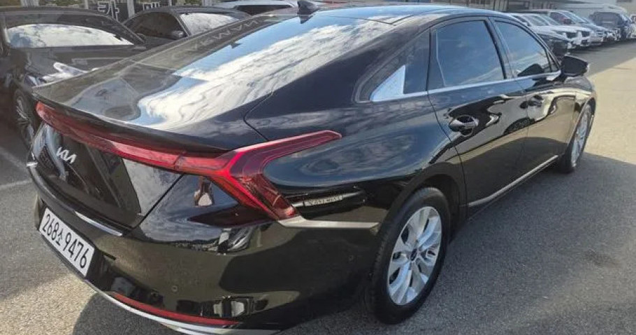 Kia K8 