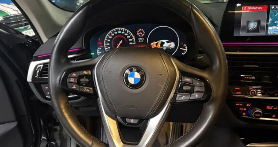 Bmw 5-Series 