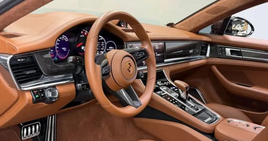 Porsche Panamera 
