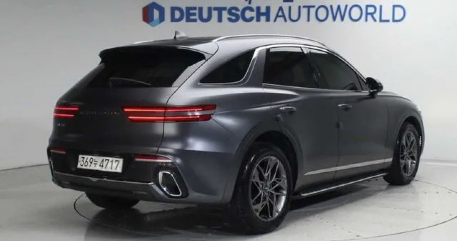 Genesis Gv70 