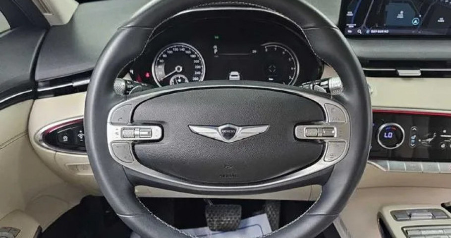 Genesis Gv70 