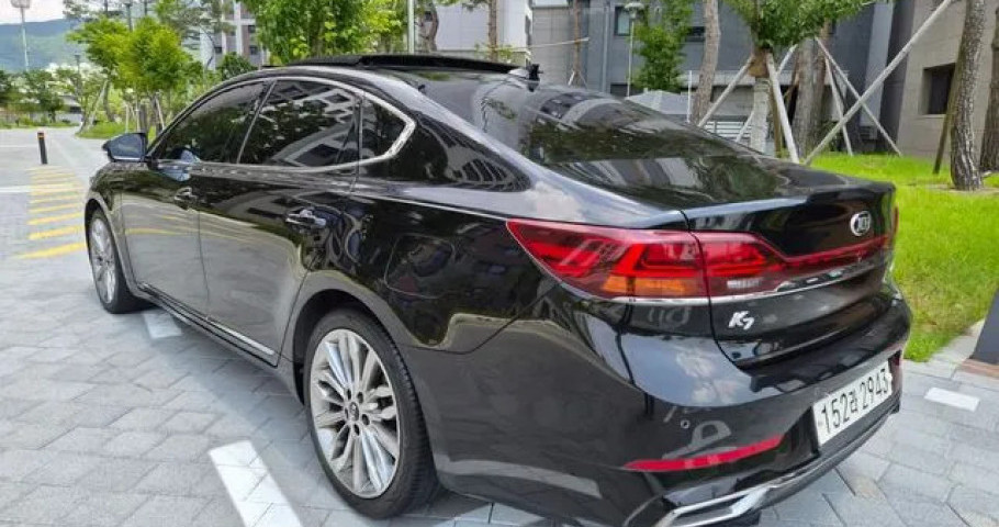 Kia K7 