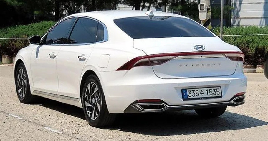 Hyundai Grandeur 