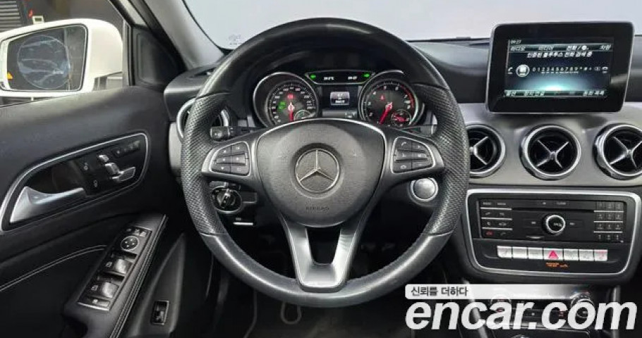 Mercedes-Benz Gla-Class 