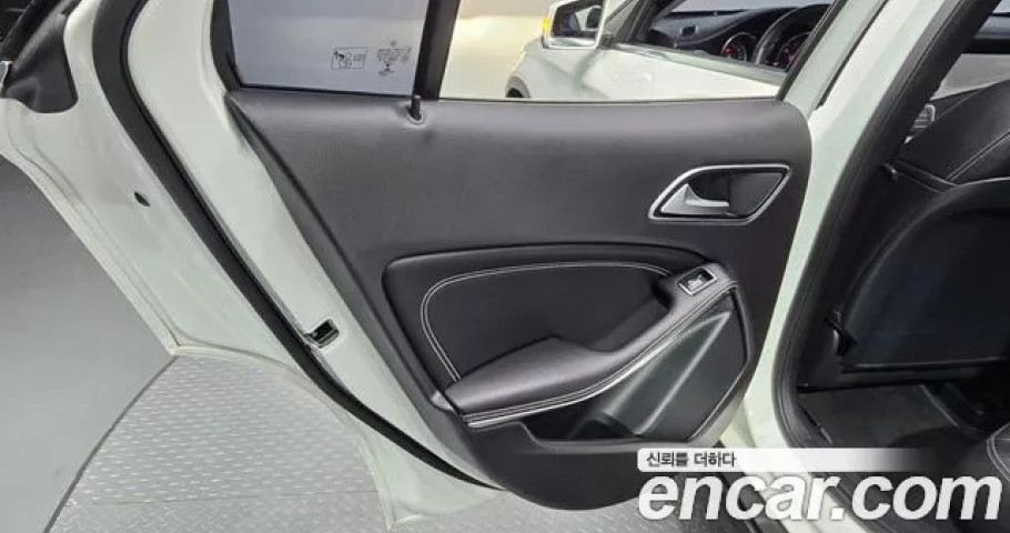 Mercedes-Benz Gla-Class 