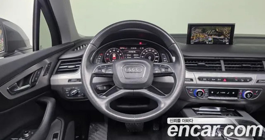 Audi Q7 