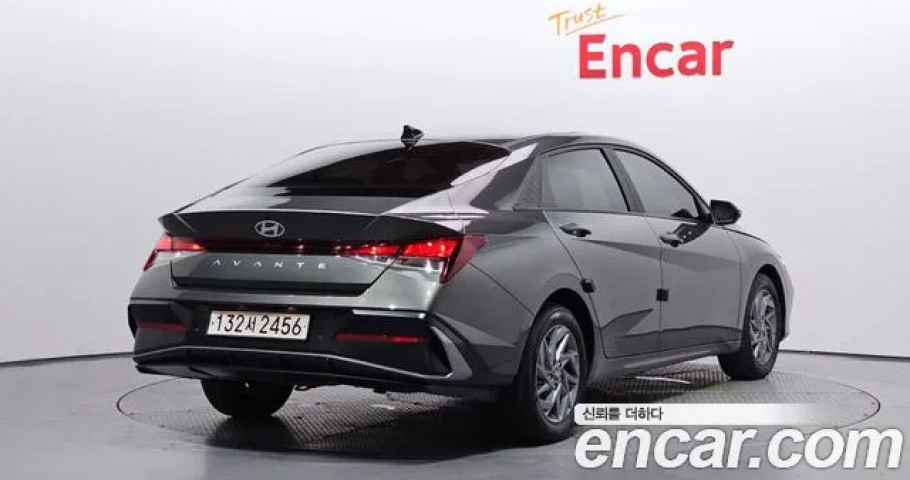 Hyundai Avante (Elantra) 