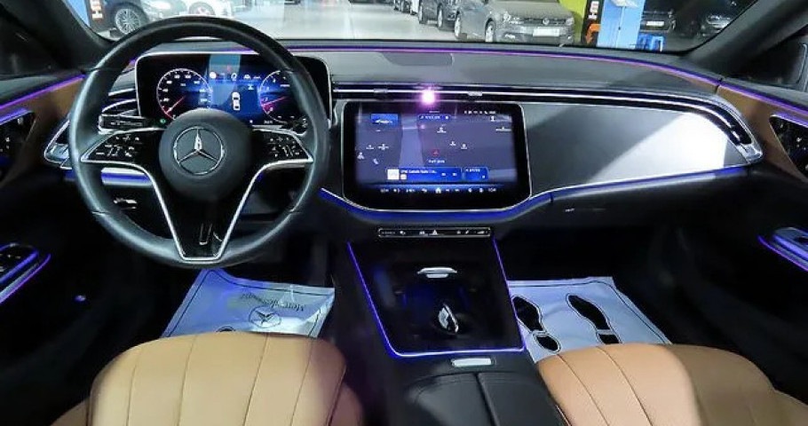 Mercedes-Benz E-Class 