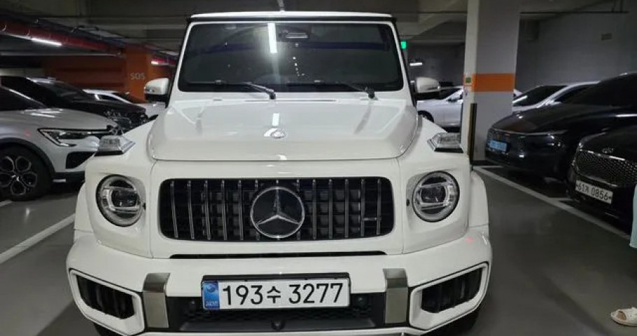Mercedes-Benz G-Class 