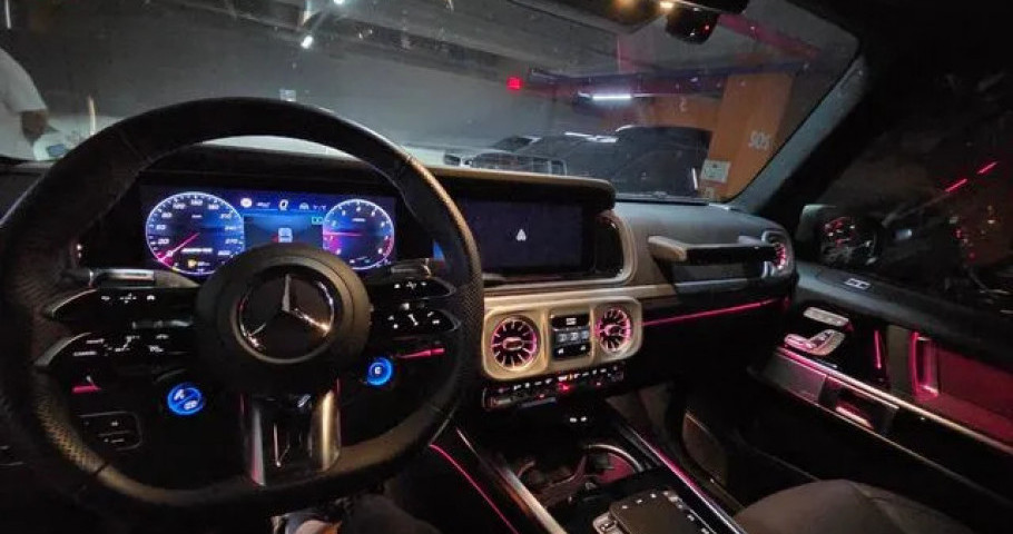 Mercedes-Benz G-Class 