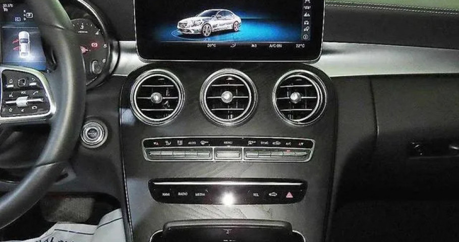 Mercedes-Benz C-Class 