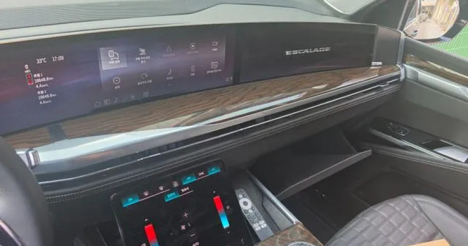 Cadillac Escalade 